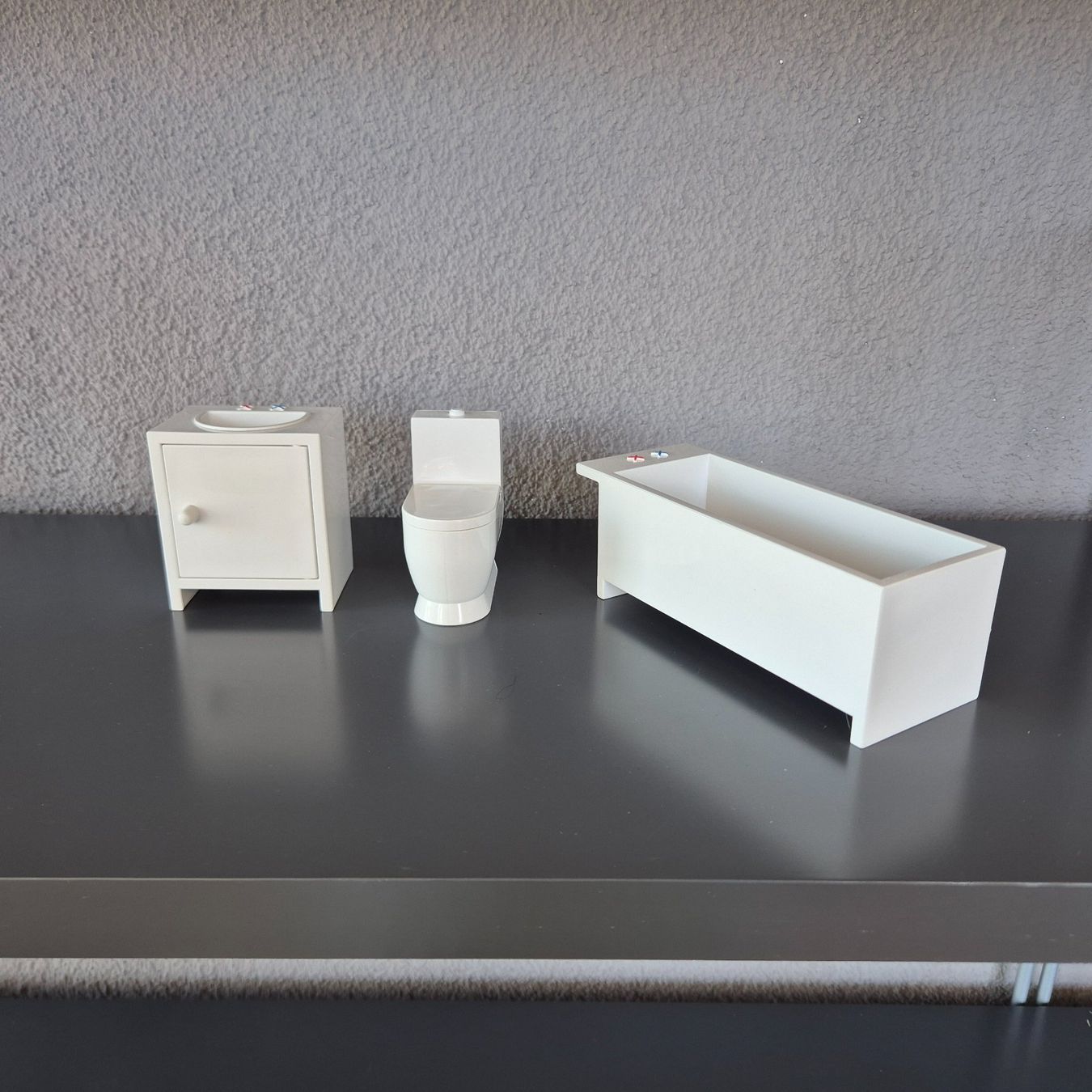 Figuren: Ikea Huset Mini Deco Möbel Set Bad 3 Teile – Gebraucht aus Nottwil von Wondewa-Shop 1
