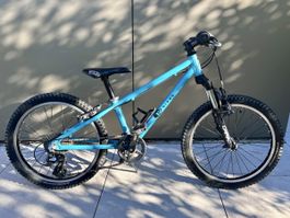 Sehr leichtes Mountainbike KUbikes 20 Zoll
