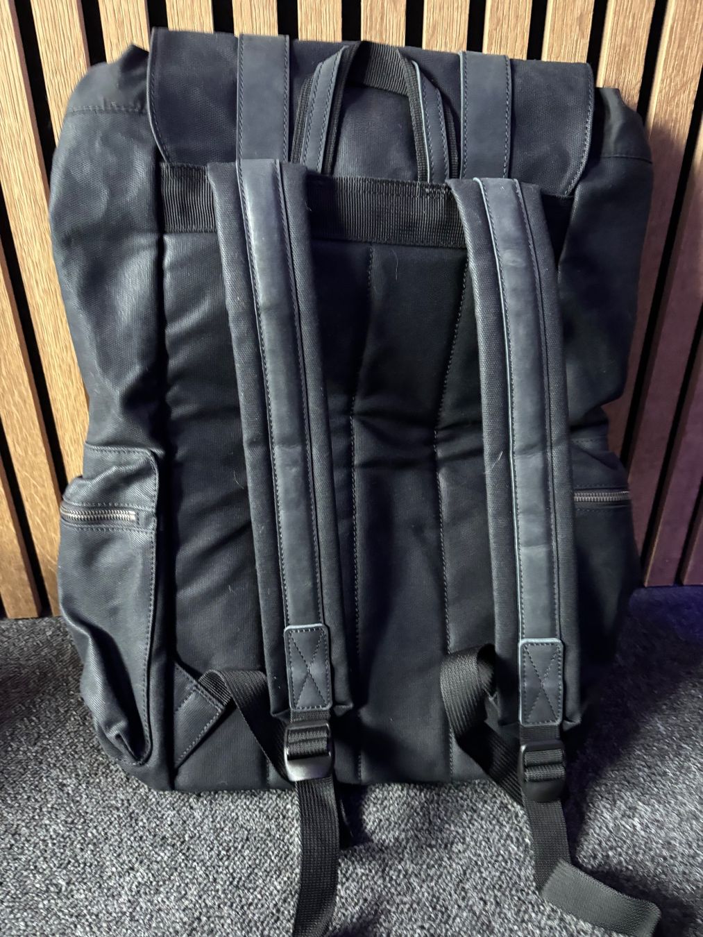 Borse: Indian Motorcycle „Waxed Canvas Backpack“ – Nuovo (secondo la descrizione) da Trimbach venduto da fis_8vmq 2