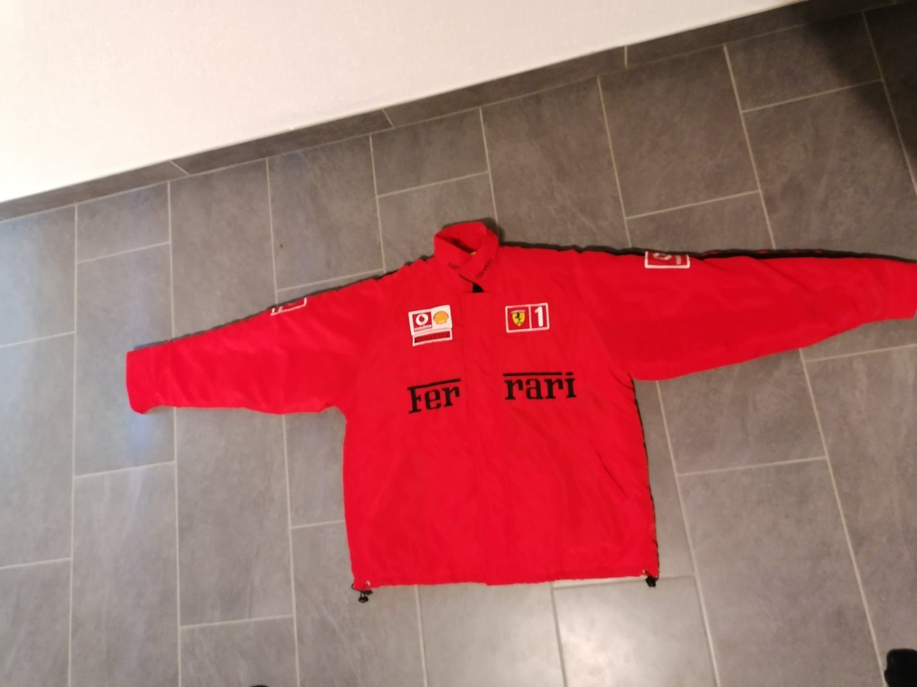 Vestes: Ferrari Jacke – D'occasion à Wünnewil par Susuki125gt
