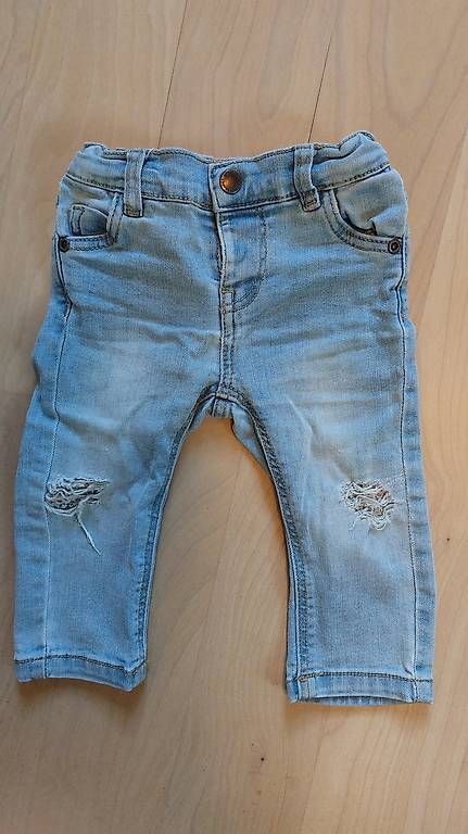 Pantaloni: Jeans – Usato da Wohlenschwil venduto da fabulous86 3