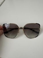Prada Sonnenbrille Damen Gold/Schwarz Top Zustand inkl. Case