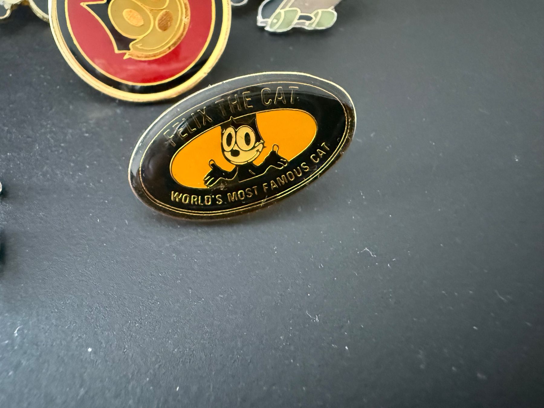 Placchette & Badge: Pin Comic Felix The Cat – Usato da Galgenen venduto da rub_f6kh 3
