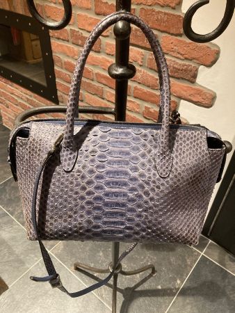 Handtasche