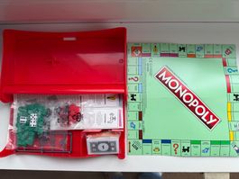 Monopoly Reisespiel - Kompakt und komplett für unterwegs!