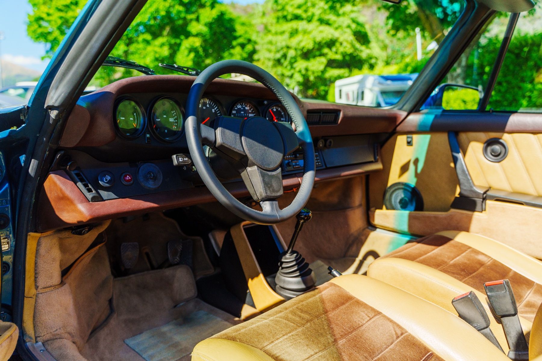 Porsche Autos: PORSCHE 911 SC Targa – Gebraucht aus Zürich von vonharnack 7