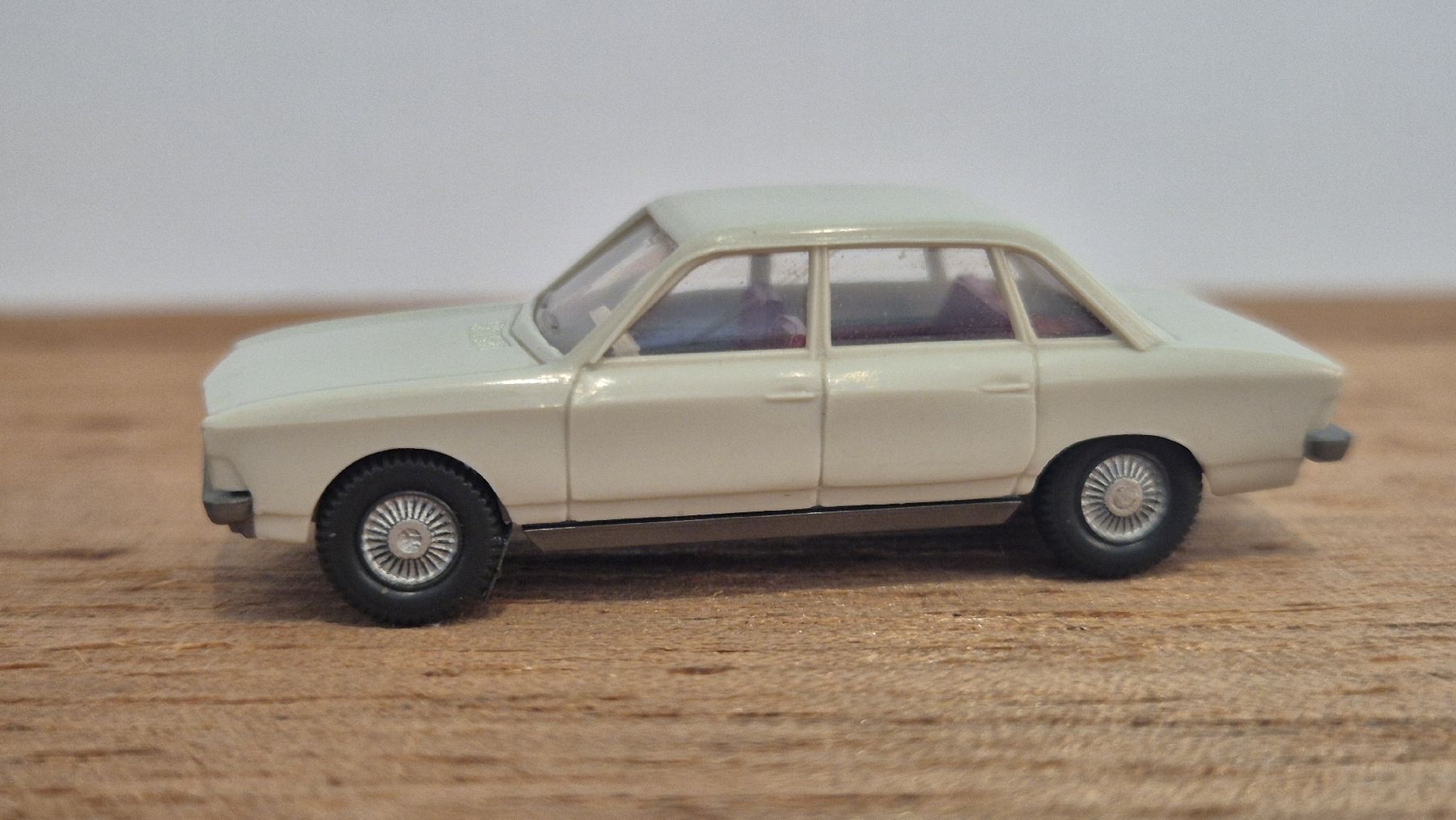 Wiking Voitures modèles: VW K 70 von Wiking – D'occasion à Uznach par Katinka83 1