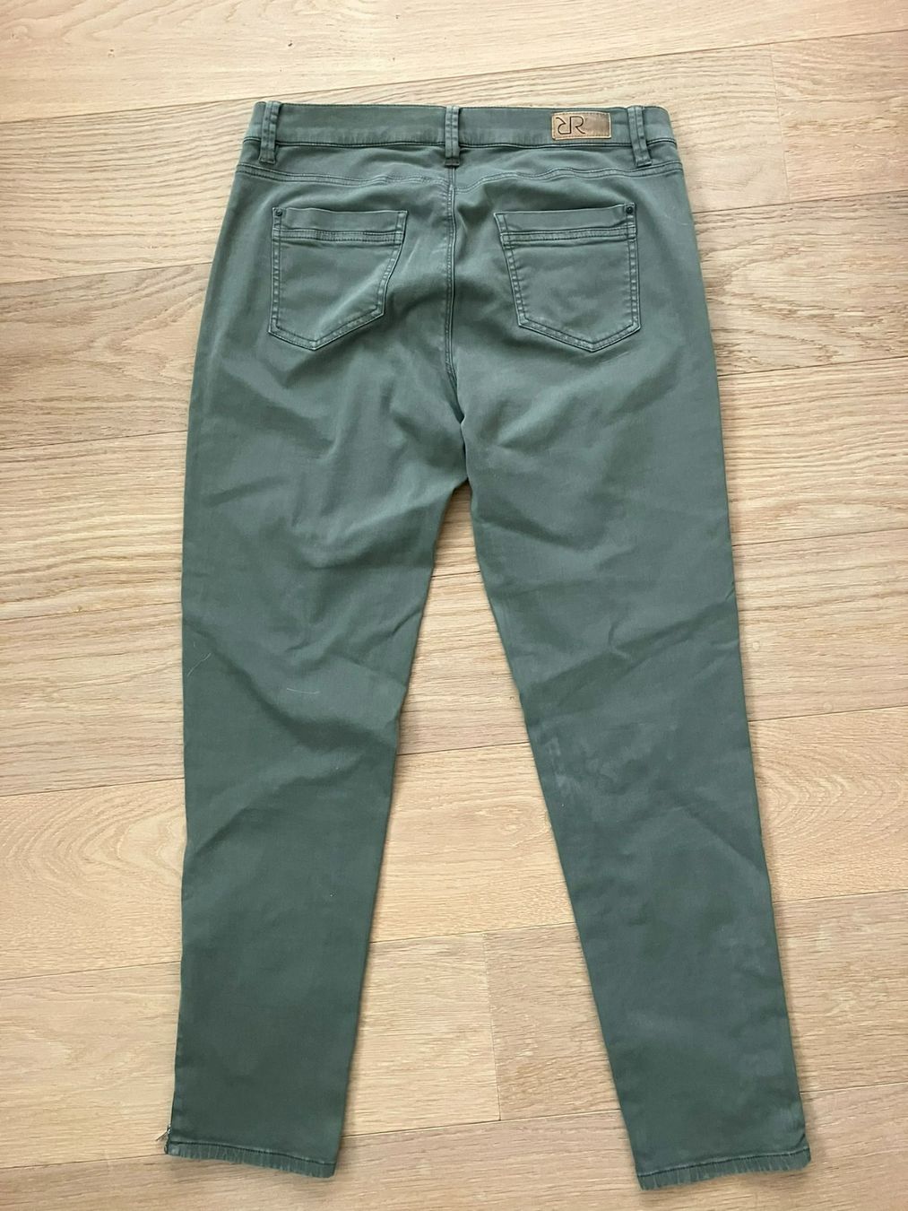 Raffaello Rossi Pantaloni: schmalgeschnittene Raffaello Rossi Hose – Usato da Weinfelden venduto da Esche1 4