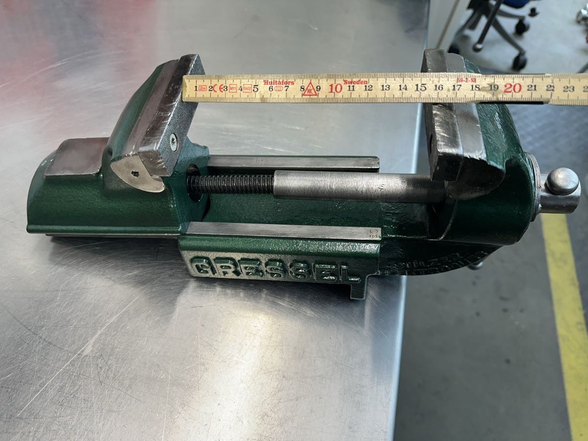 Gressel Alle Werkzeuge: Gressel Schraubstock 100mm – Gebraucht aus Schwende von weesli 5