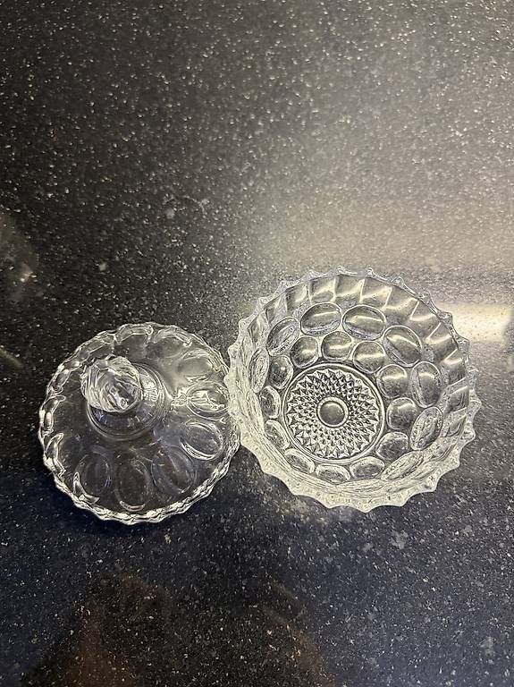 Verres: GLASDOSE MIT DECKEL – D'occasion à Winterthur par fij_f65r 1