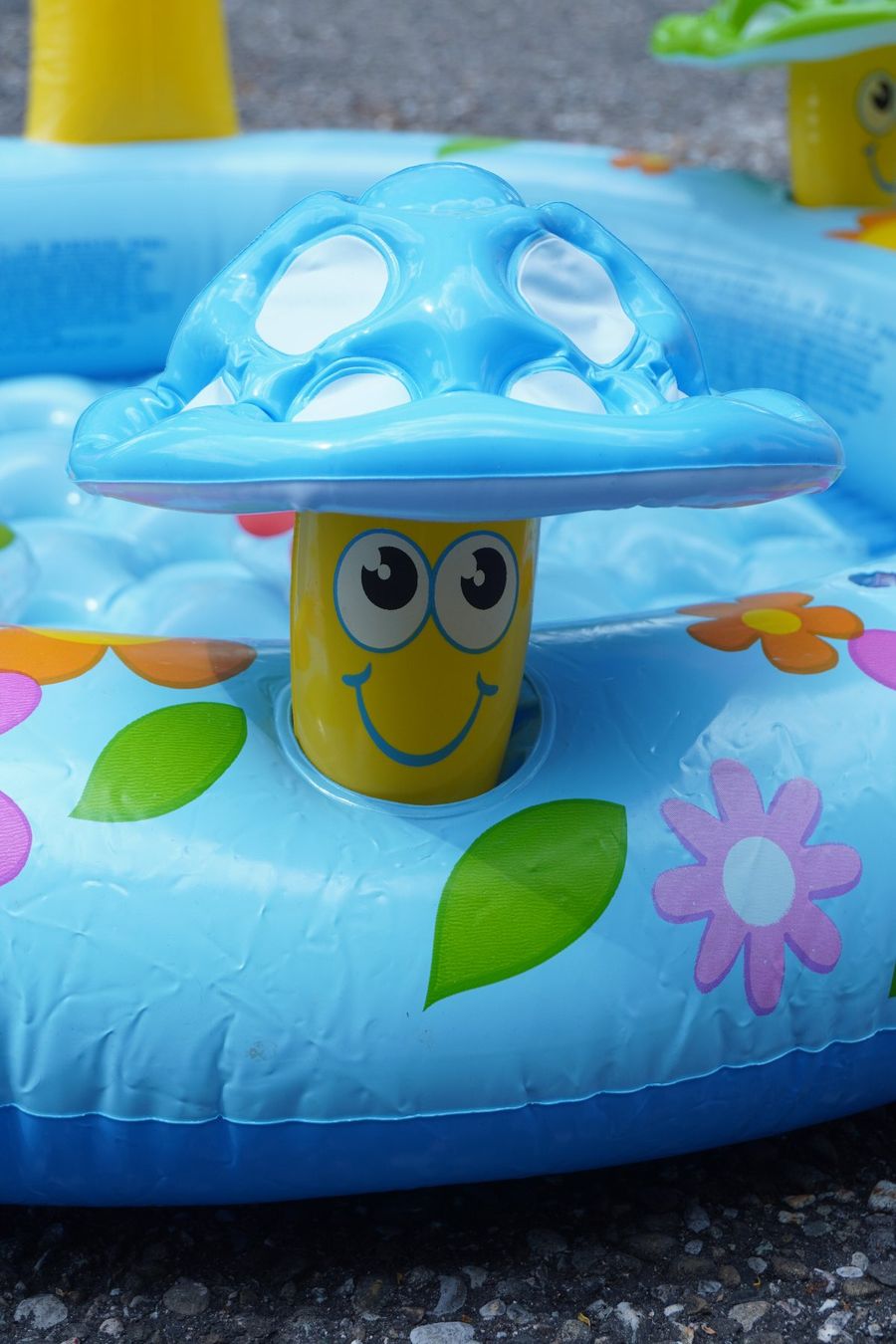 Intex Piscine: Herziges Babyschwimmbecken Pilz mit Sonnendach INTEX – Usato da Thunstetten venduto da blob87 3