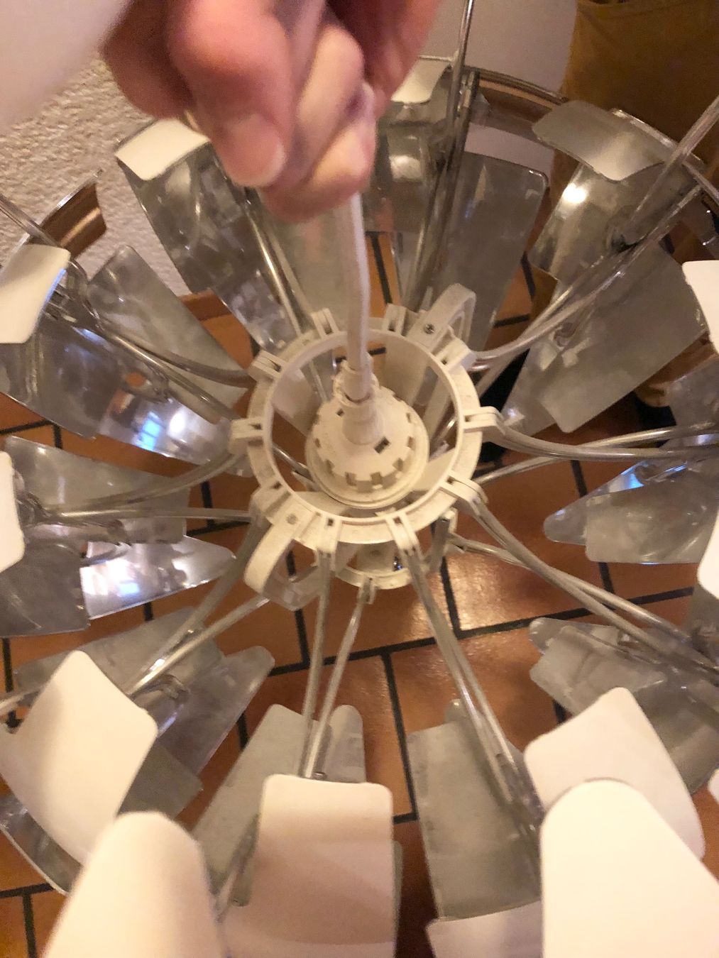 Ikea Lampadari & plafoniere: Lampadaire grand  style star wars Ikea – Usato da Bernex venduto da joe_6dn9 3
