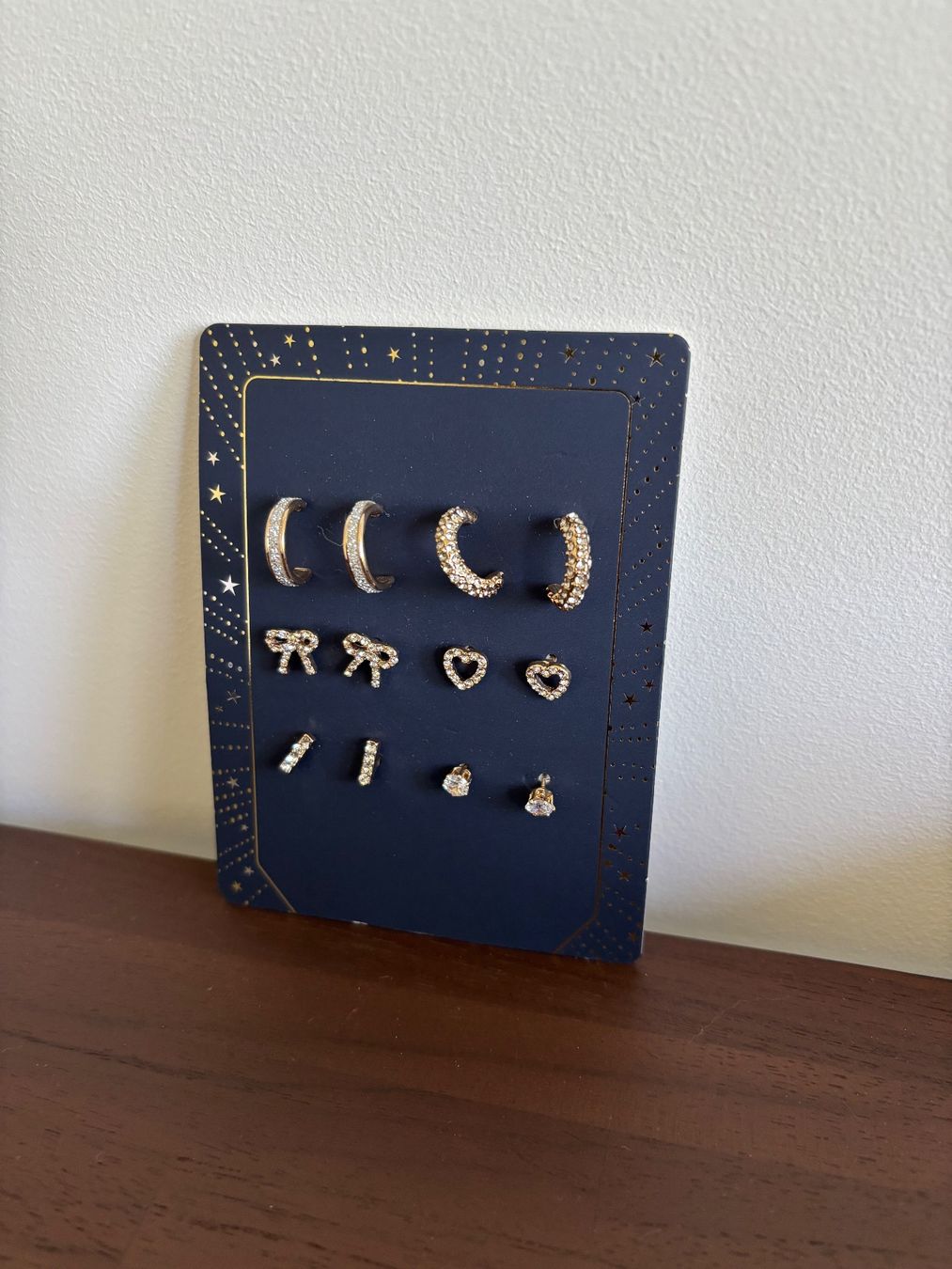 Orecchini pendenti & Orecchini a lobo: Ohrringe/ Earrings Set 6 Studs Gold Plated - NEW – Nuovo e nell'imballaggio originale da Zürich venduto da cha_jz8q 4