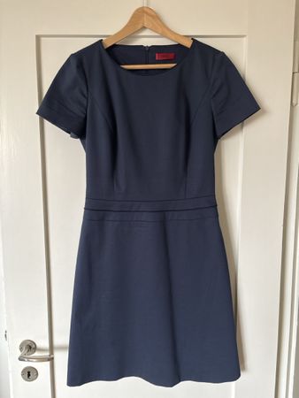 Kleid von Hugo Boss