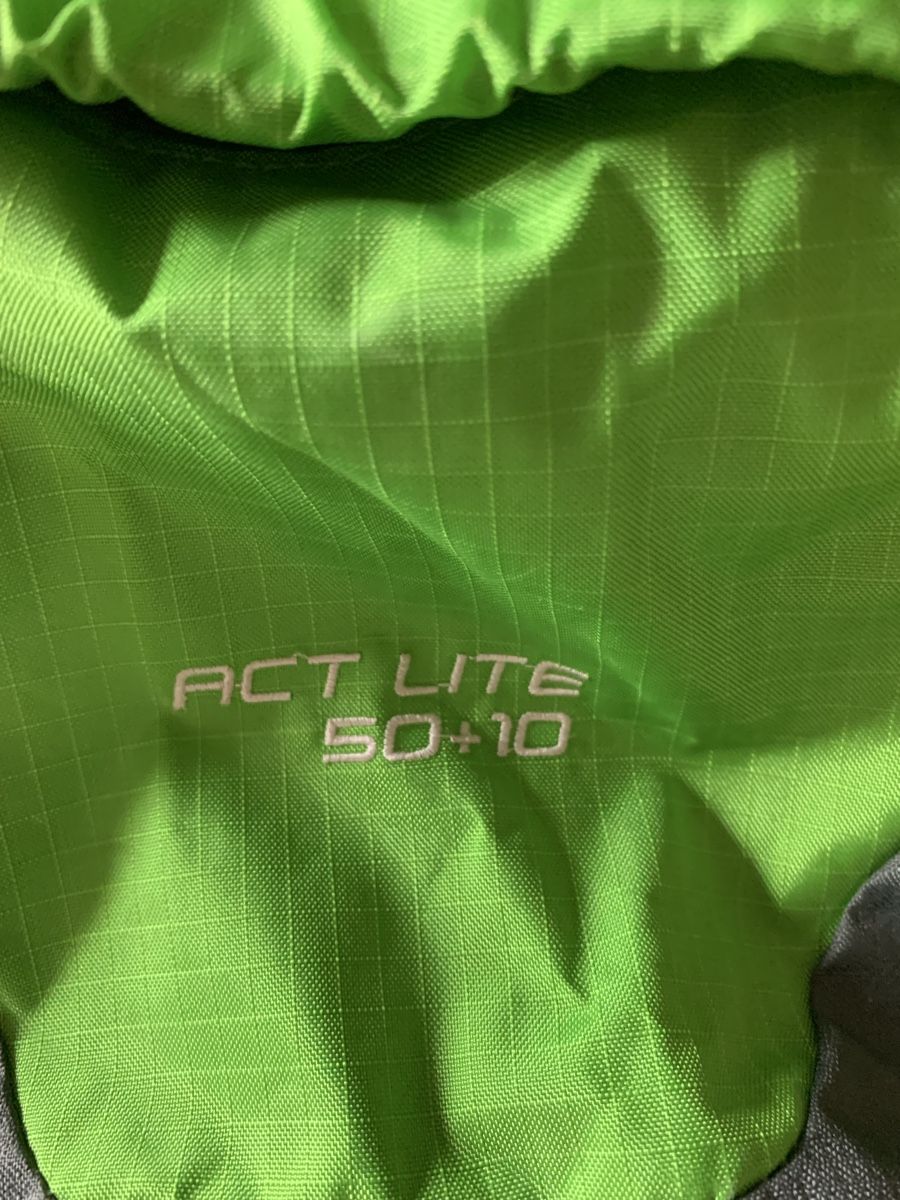 Deuter Sacs à dos: Deuter Wanderrucksack  – D'occasion à Flumenthal par Lema3 1