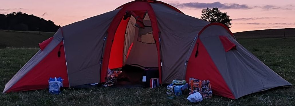 Tende : Campingzelt rot – Nuovo (secondo la descrizione) da Hauenstein venduto da MrNuttree 1