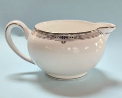 Pot à lait / Crémier Wedgwood "Amherst" – Excellent état