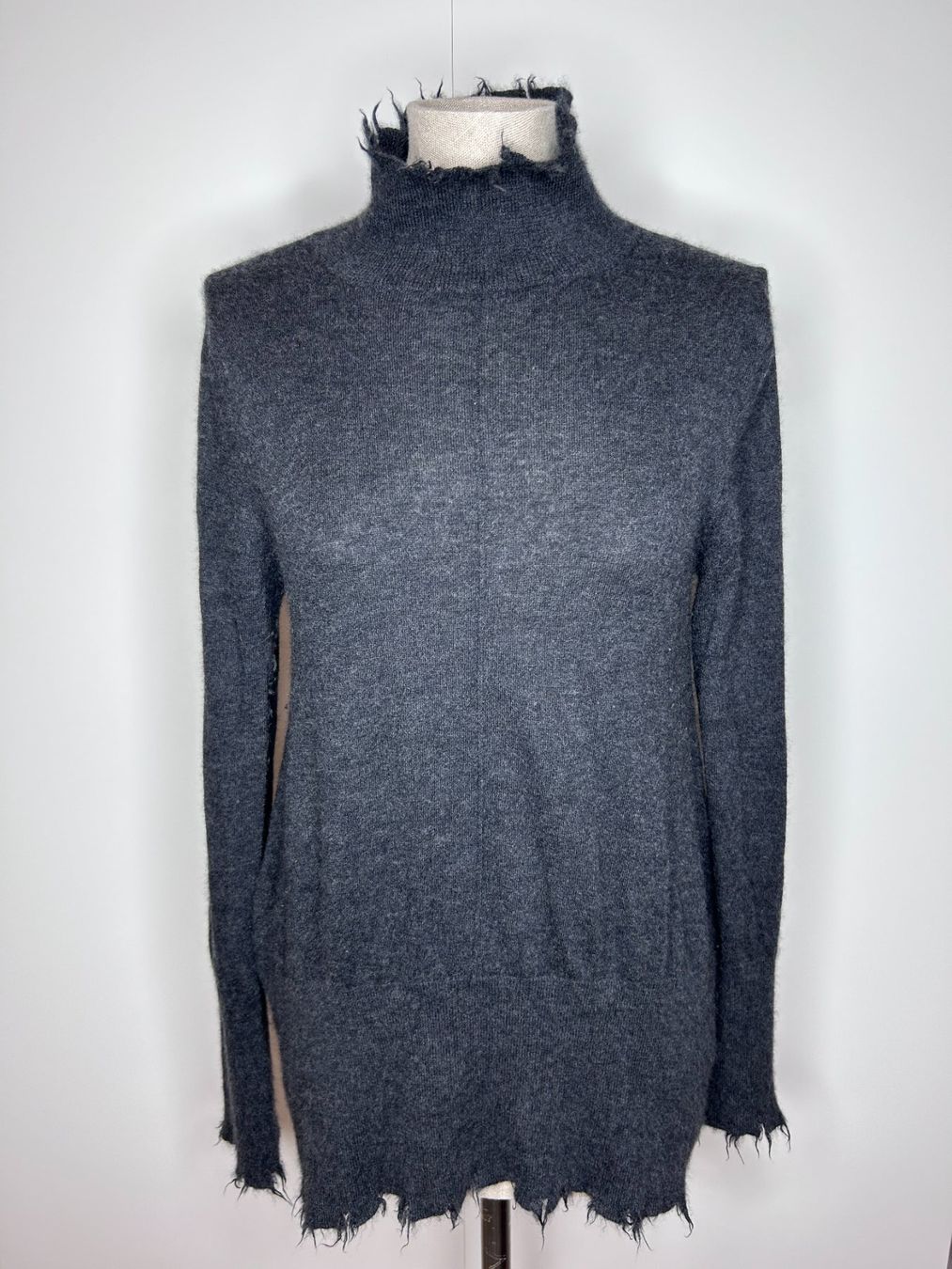 Cos Maglioni & Felpe: Cashmere Pullover – Usato da St. Gallen venduto da look-twice