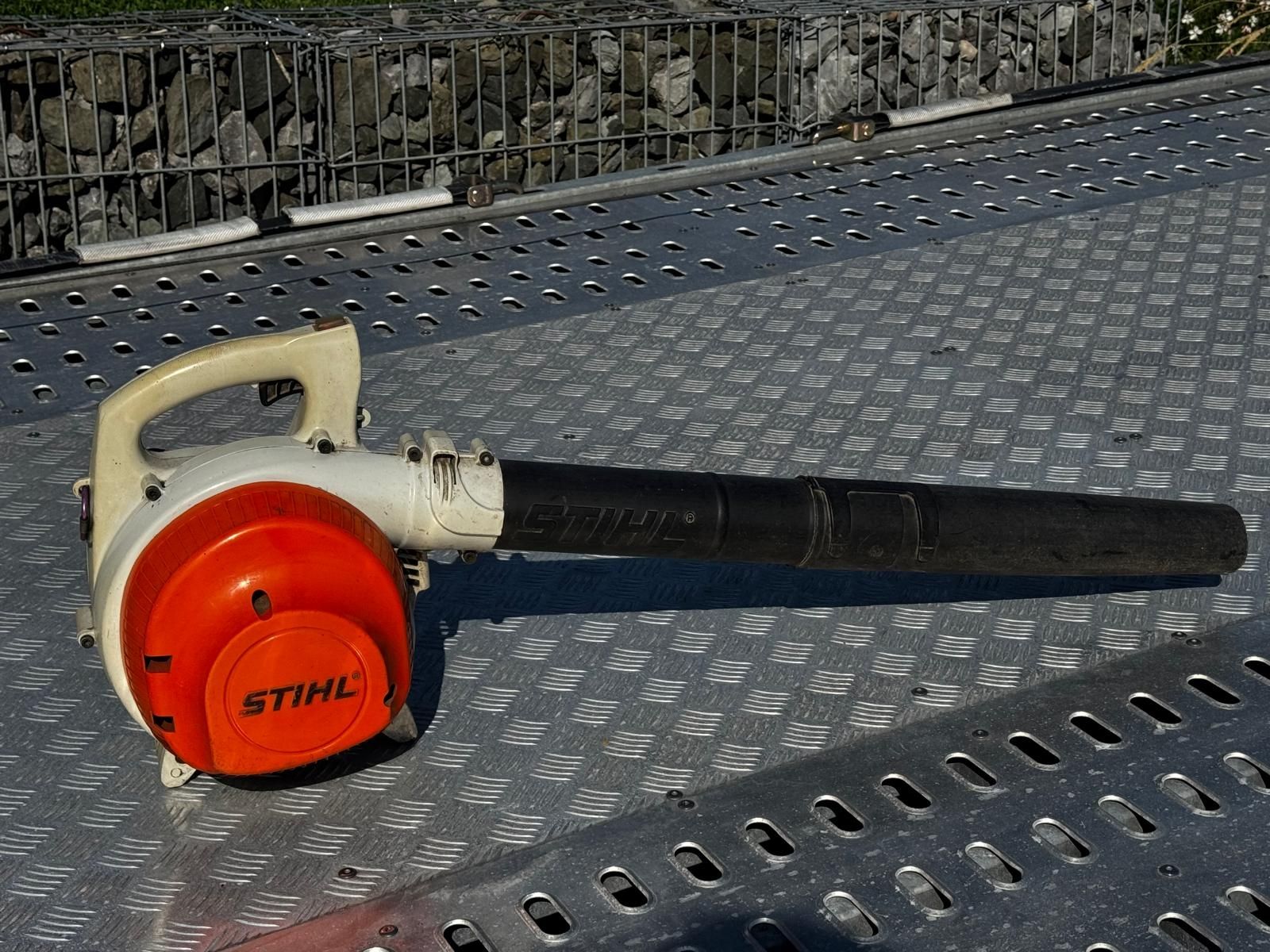 Stihl Laubbläser & Laubsauger: Stihl BG45 Laubbläser – Gebraucht aus Niederuzwil von Dakitiki 2