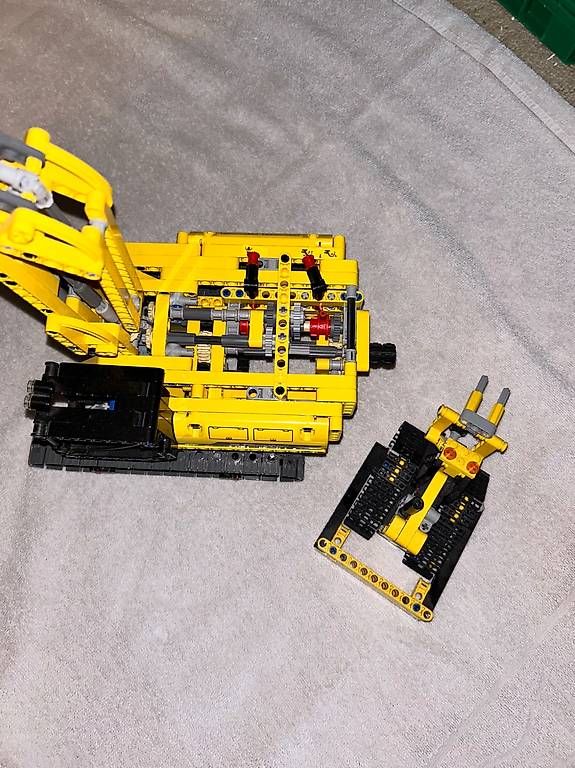 Spielzeuge: LEGO Technik Kran – Gebraucht aus Birsfelden von jos_rc6t 2