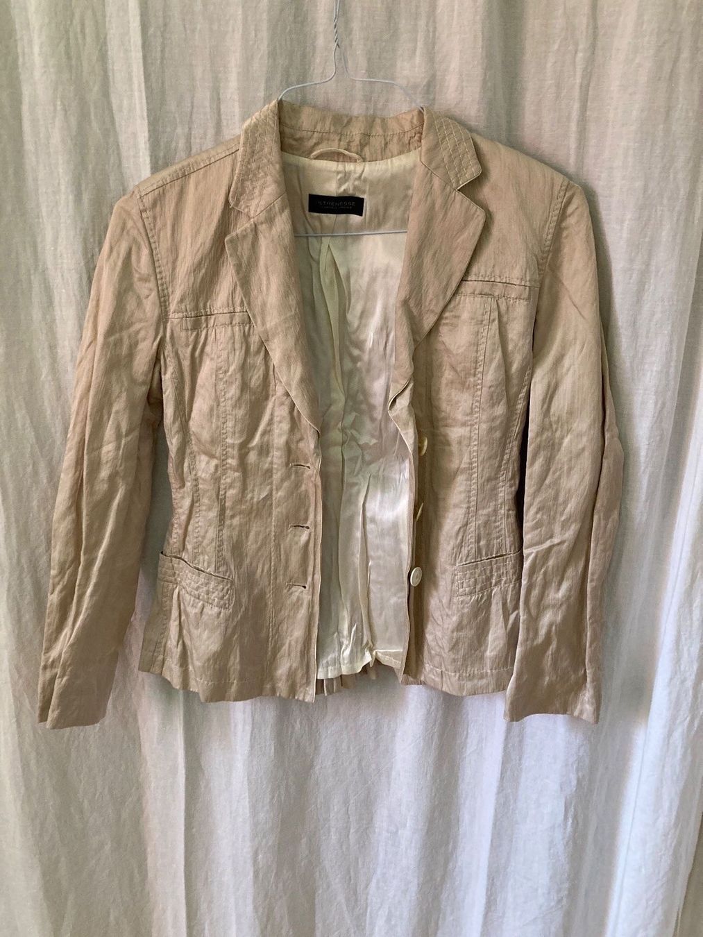 Strenesse Vestes: Strenesse Blazer Champagnerfarben Gr.34 Elegant & zeitlos – D'occasion à Winterthur par Helenanicolao