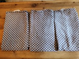 3 ungebrauchte, klassische Küchentücher