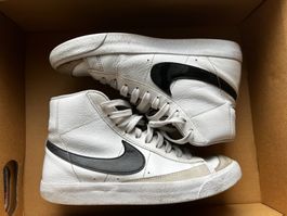 Nike BLAZER MID 77