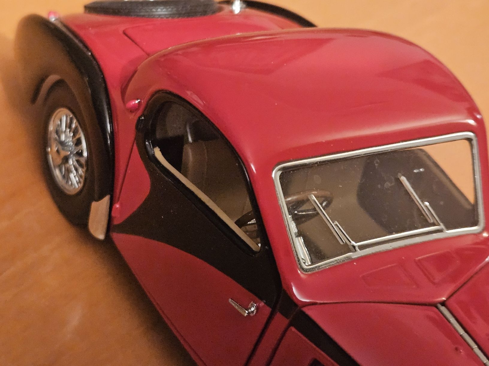Bugatti Modellini d'auto: Bugatti Type 57SC Atalante  1936 – Nuovo (secondo la descrizione) da Aigle venduto da Vintage66 3