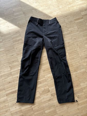 ON run on clouds explorer pants