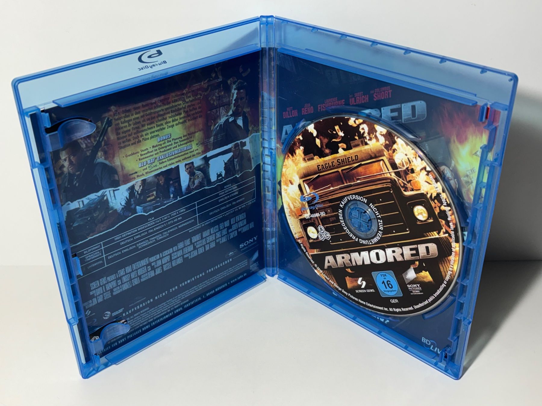 Alle DVDs: Armored Blu Ray – Gebraucht aus Wilderswil von Sstriker 2
