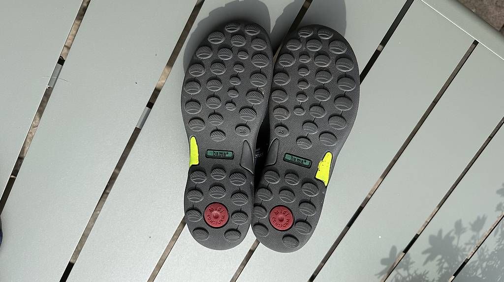 Scarpe da donna: Sandalen Gr. 38 – Usato da Kriens venduto da tananuschka13 2