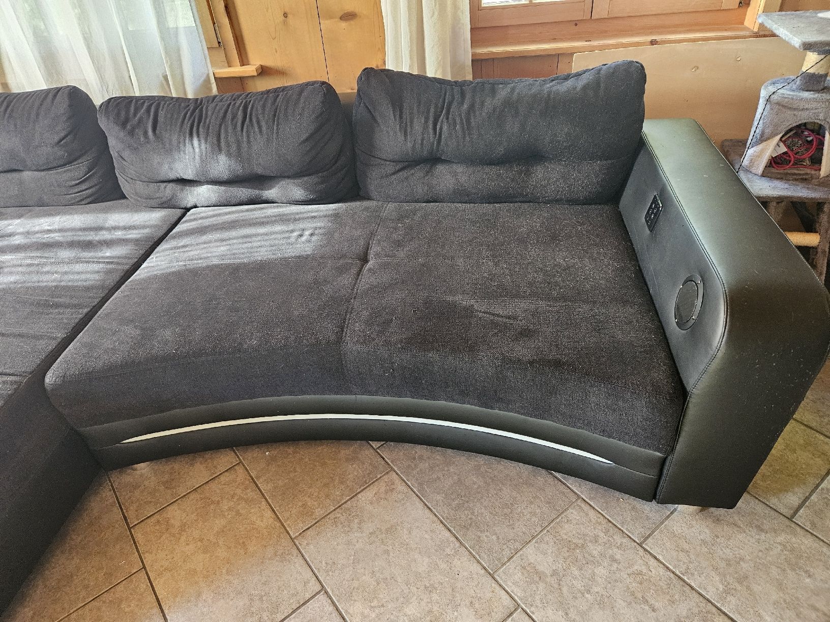 Divani: Ecksofa schwarz Stoff mit integrierten Lautsprechern  – Usato da Davos Platz venduto da egl_h2gt 4