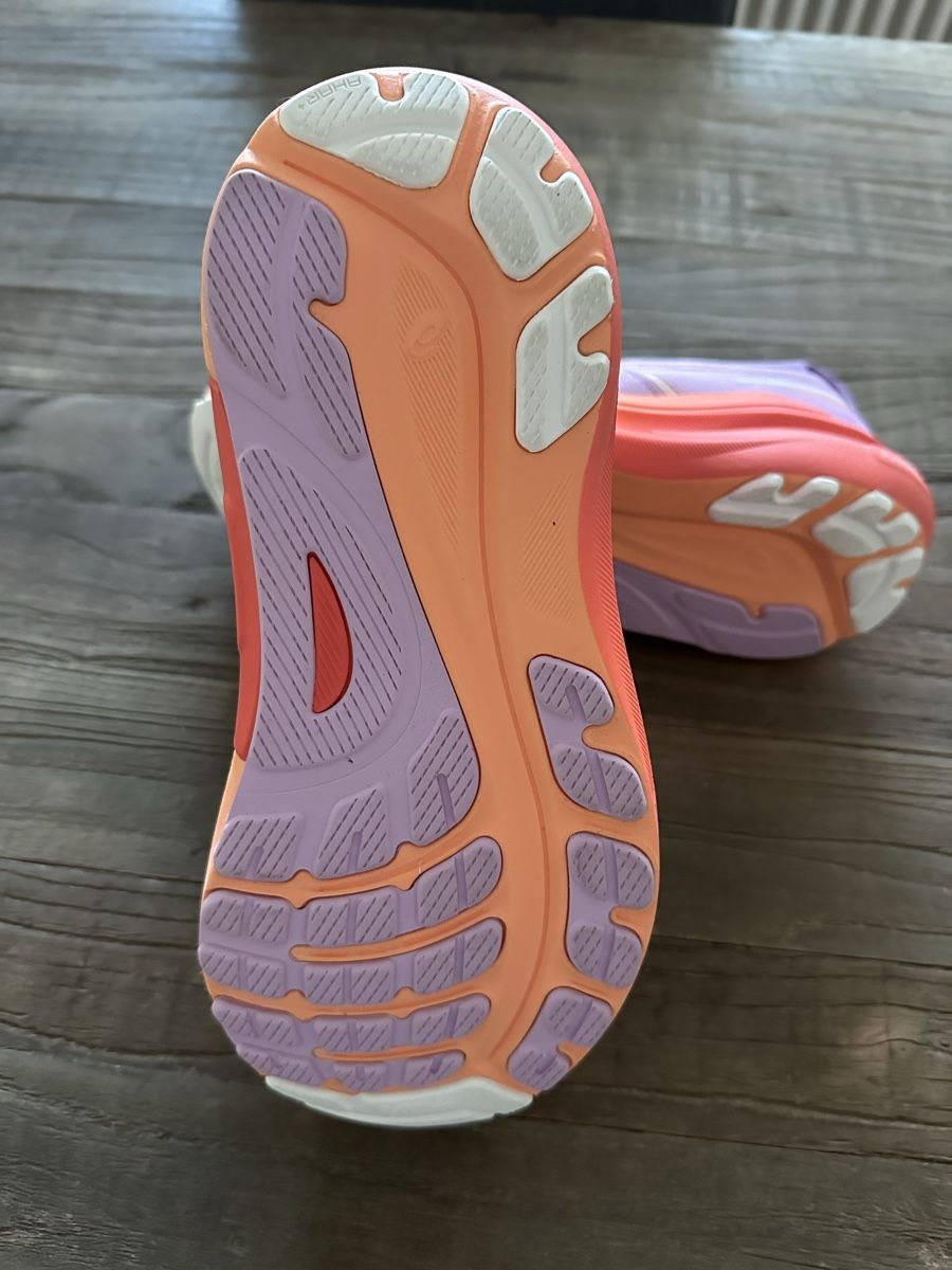 Asics Scarpe da donna: Asics Kayano Gel Laufschuh – Nuovo e nell'imballaggio originale da Rüti ZH venduto da Zsclion 2