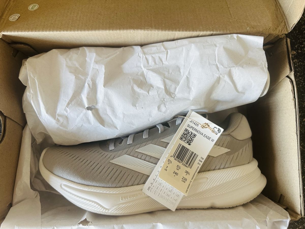 Scarpe da donna: Adidas Supernova – Nuovo e nell'imballaggio originale da Biel/Bienne venduto da Akwawini 1