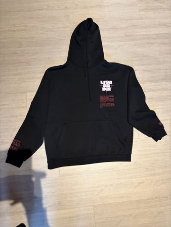 Kapuzenpulli 