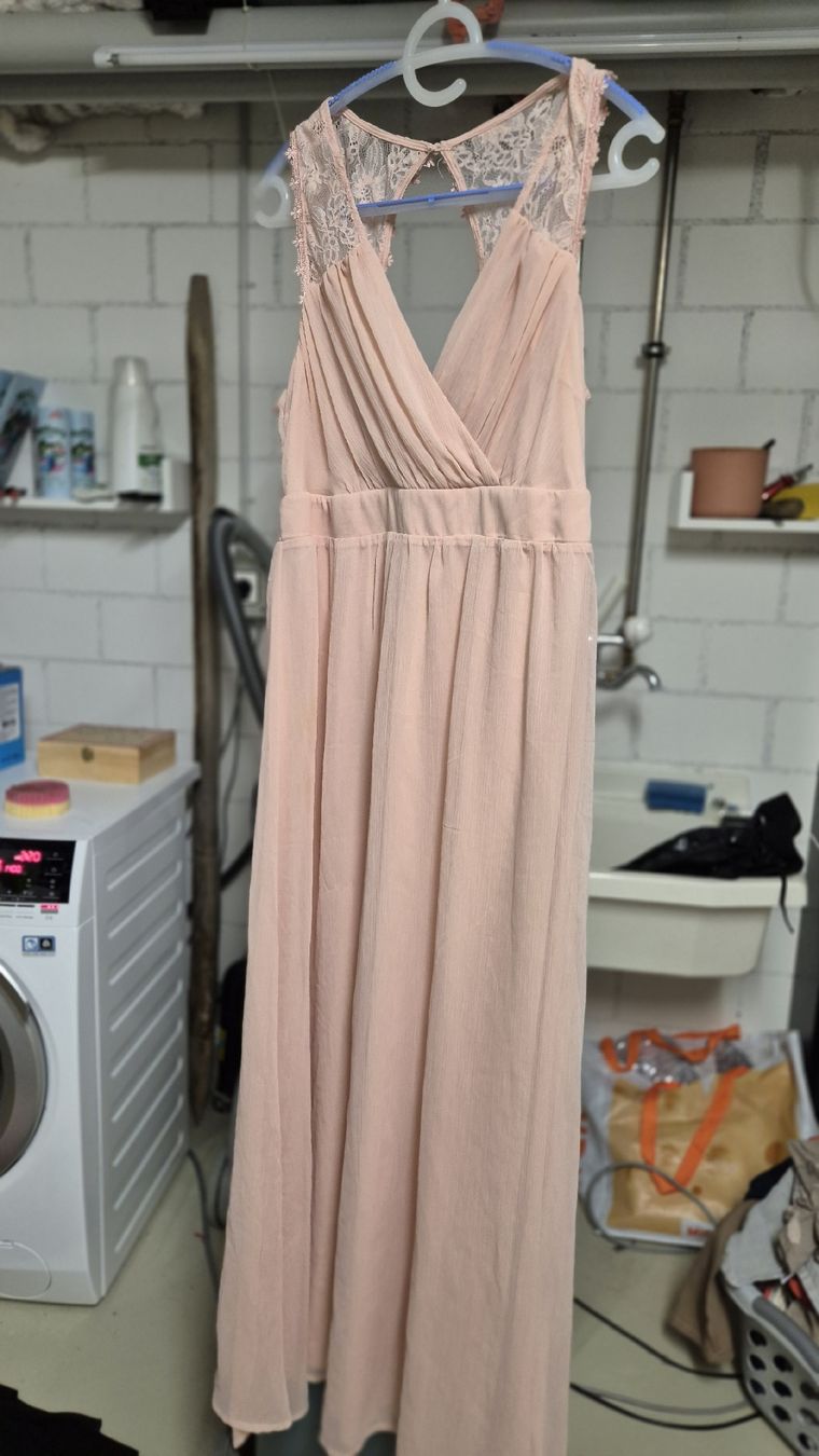 Vila Vestiti: Kleid VILA Grösse 44 rosa Spitze Abendkleid – Usato da Bremgarten AG venduto da SG2289