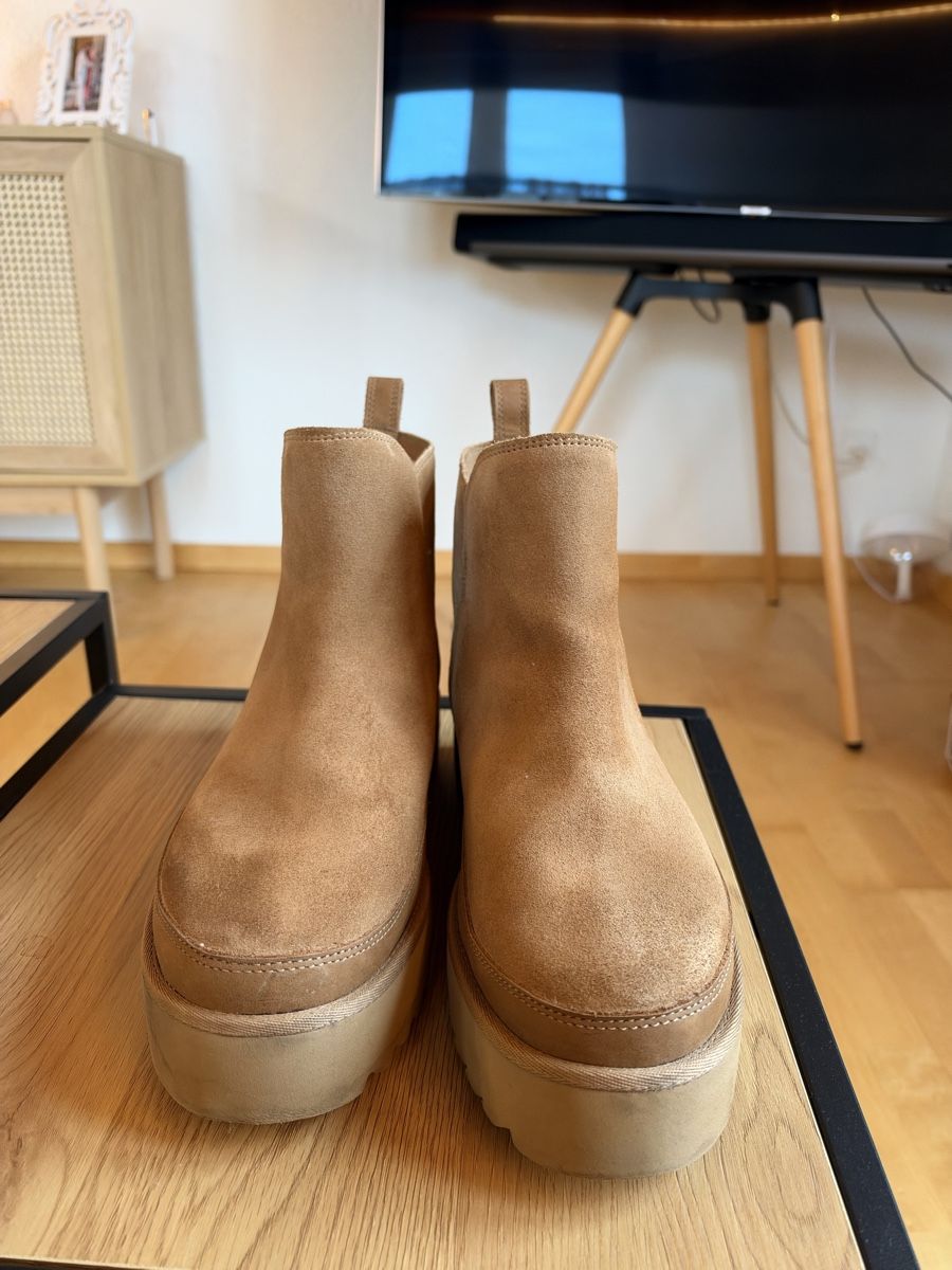 Ugg Scarpe da uomo: UGG Boots in Beige Gr. 41 – Usato da Halten venduto da ALAL9798 3