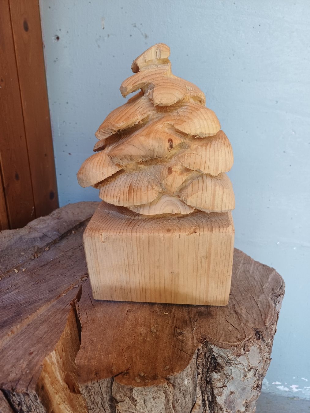 Tutte le decorazioni: Geschnitzter Tannenbaum – Usato da Grub AR venduto da dar_9prj 1