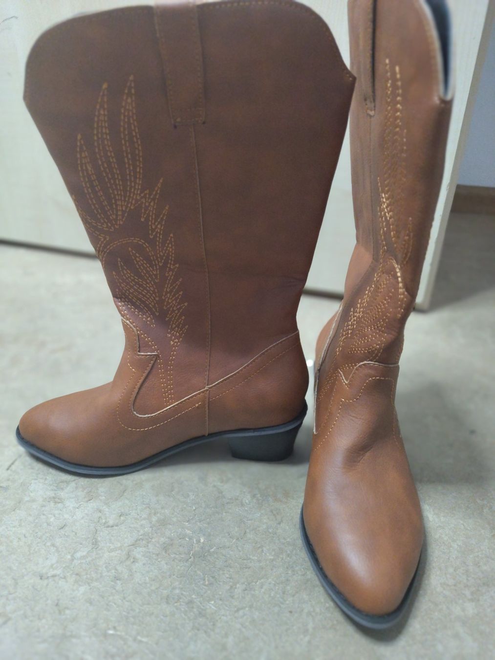 Scarpe da donna: Damen Cowboystiefel, Gr. 38, Karamel – Nuovo (secondo la descrizione) da STEFFISBURG venduto da Sumerstorm 1
