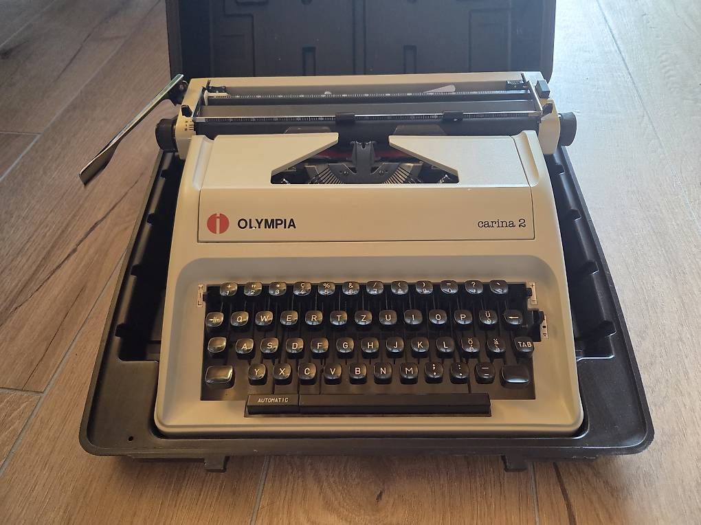 Schreibmaschinen: Machine à écrire  – Gebraucht aus Bex von dor_8zkq