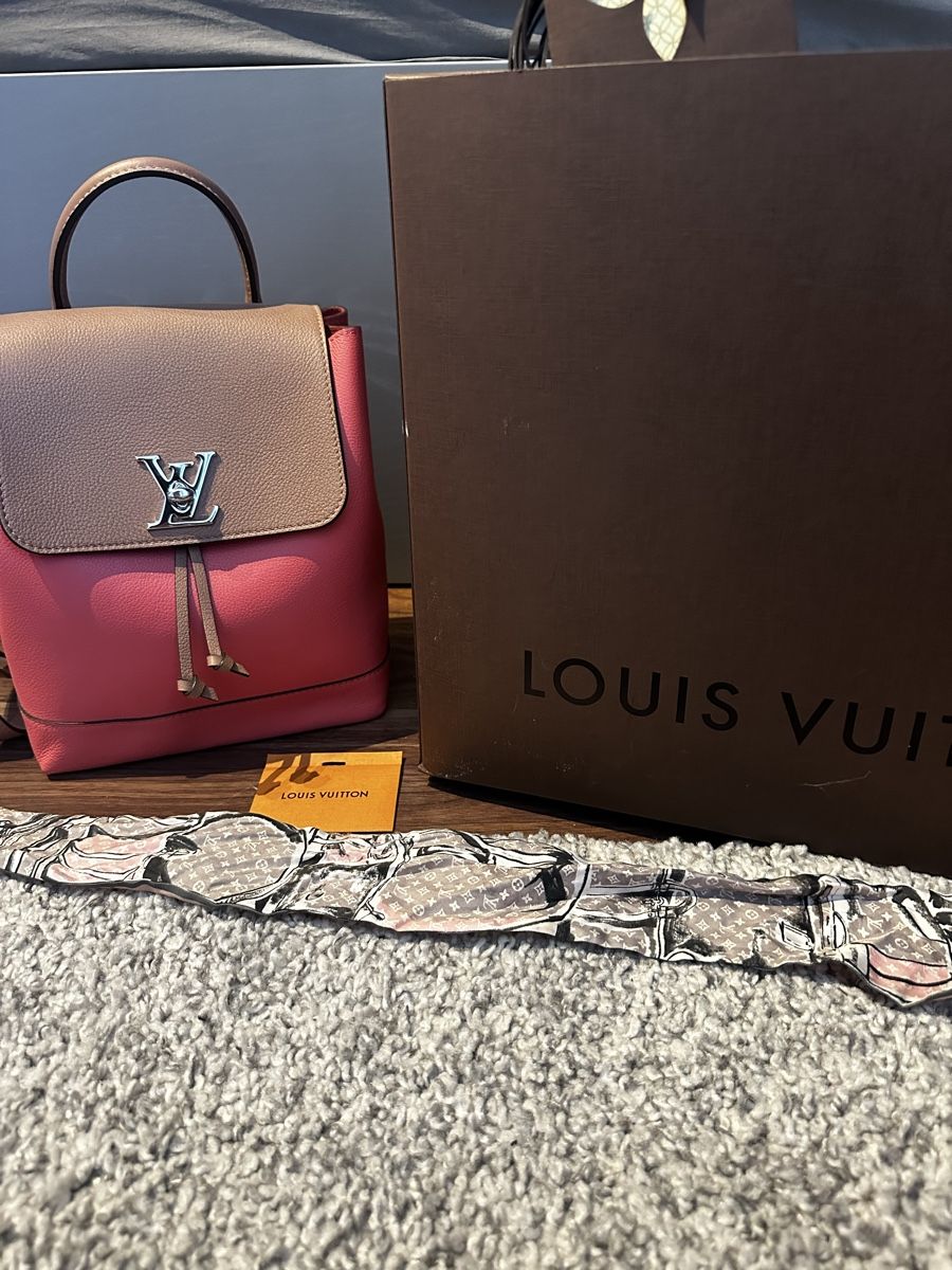 Louis Vuitton Sacs à dos: Louis Vuitton Rucksack LockMe, Leder, Neu! – Neuf avec emballage d'origine à Luzern par kim221080 2