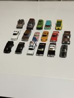 Lot de 17 voitures de films au 1/64