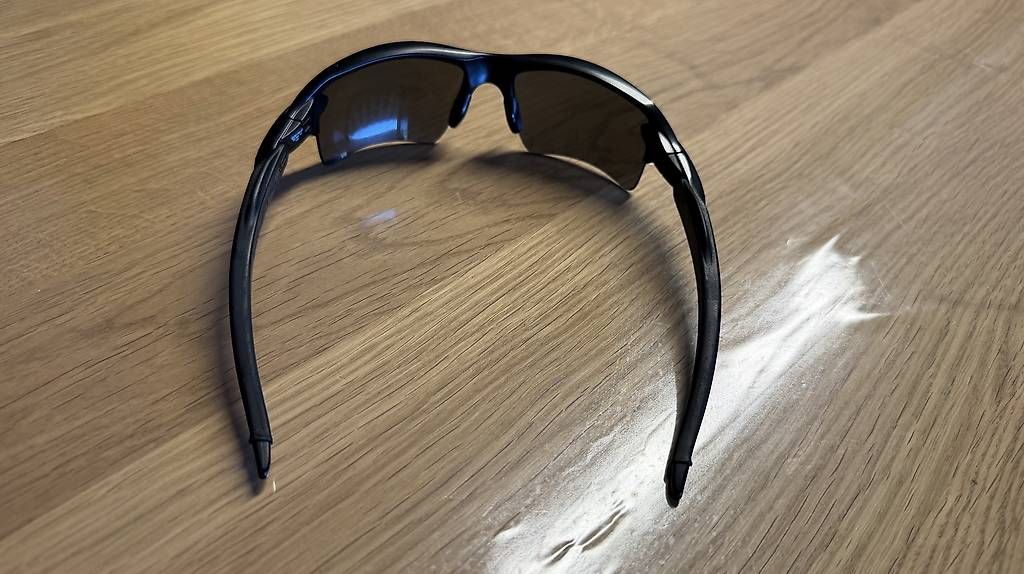 Lunettes & Verres: Okley polarizzati – D'occasion à Vezia par luc_6jct 1