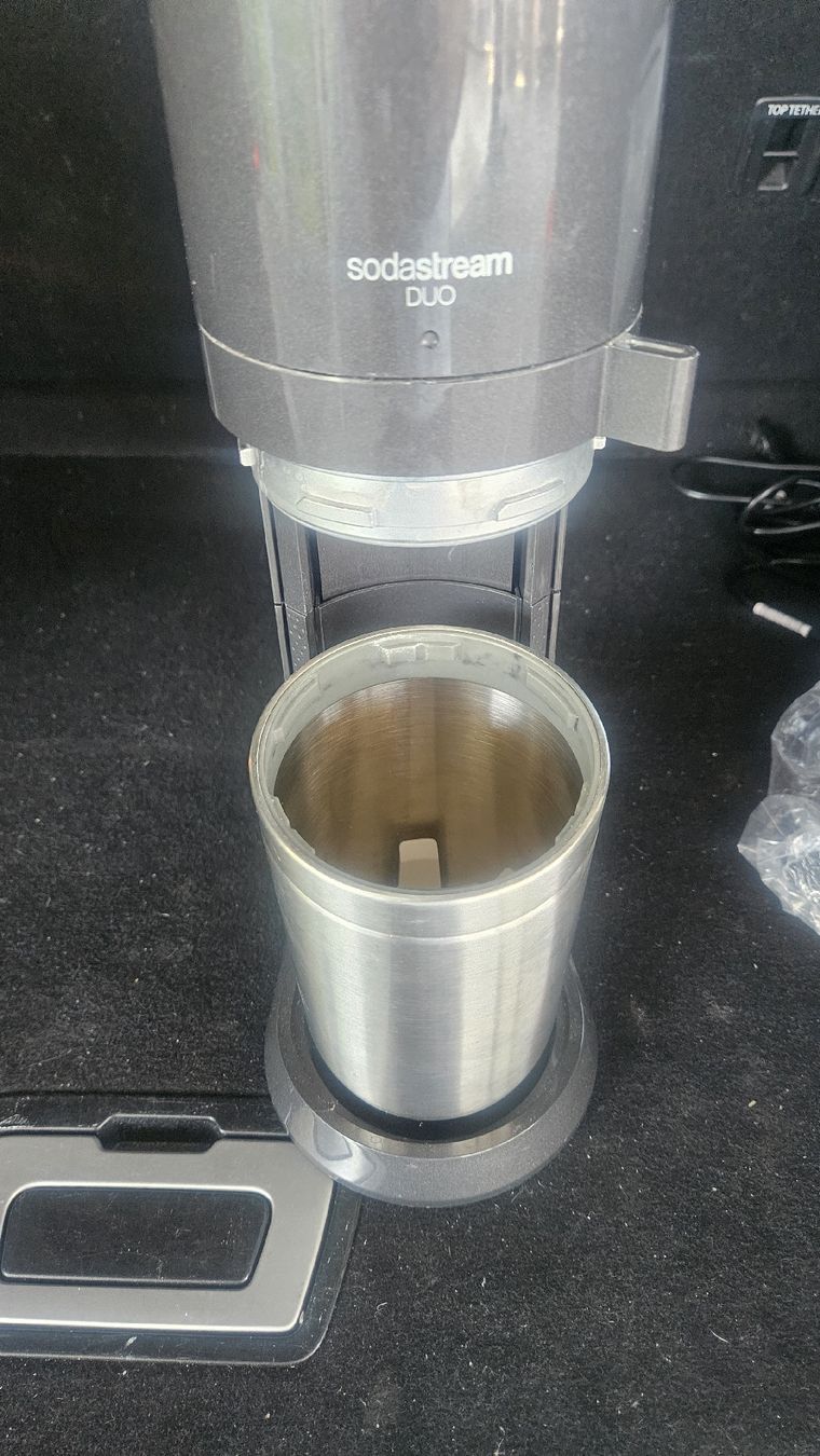 Sodastream Elettrodomestici da cucina: SodaStream DUO Sparkling Water Maker, Grey – Usato da Sachseln venduto da laz_65cg 1
