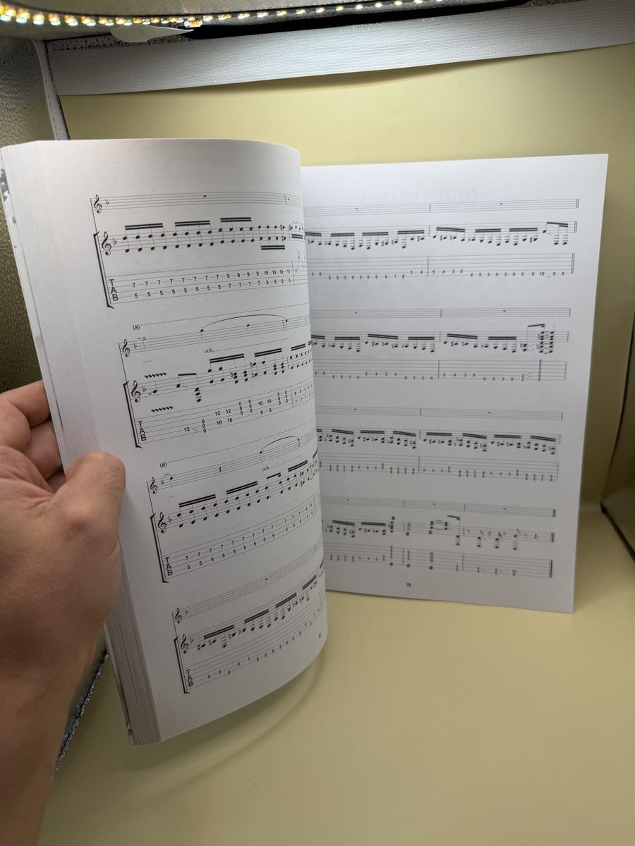 Libri: Muse Hullabaloo Guitar TAB Tablatures Partitions 2002 – Usato da Lausanne venduto da chi_rwy5 4