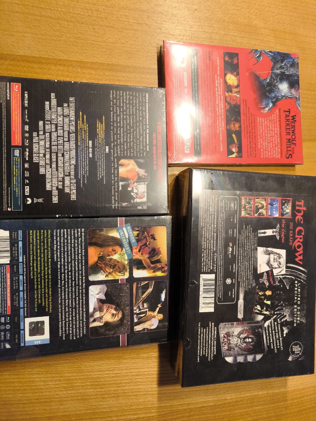 Tutti i DVDs: Kleines Mediabook Bundle Horror/Action – Nuovo e nell'imballaggio originale da Dürnten venduto da Nexomynon 1