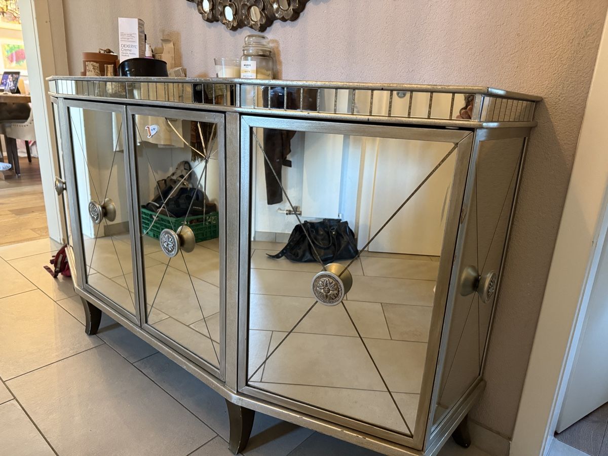 Commodes: Sideboard – D'occasion à Bassersdorf par roj_5hcb 2