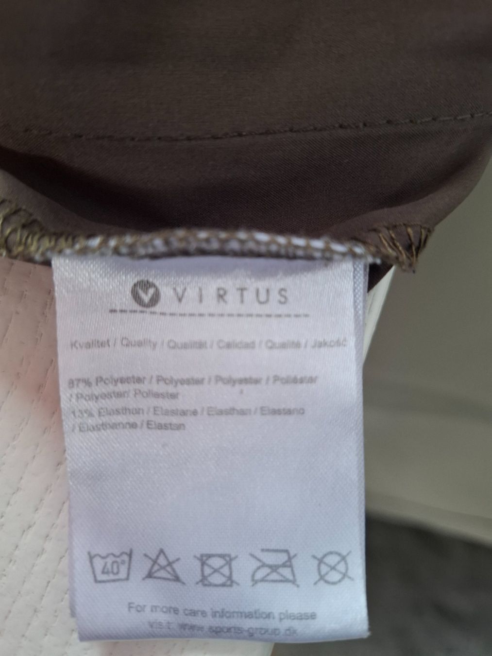 Hosen: Virtus training trousers man Size – Gebraucht aus Zürich von sha_rxc8 7
