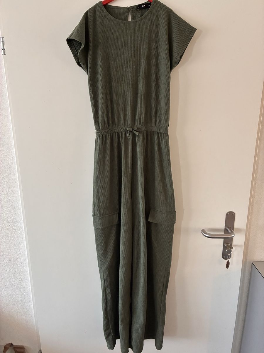 Jumpsuits: Toller Jumpsuit Gr. 164, Neuwertig – Gebraucht aus richterswil von lunamarie001