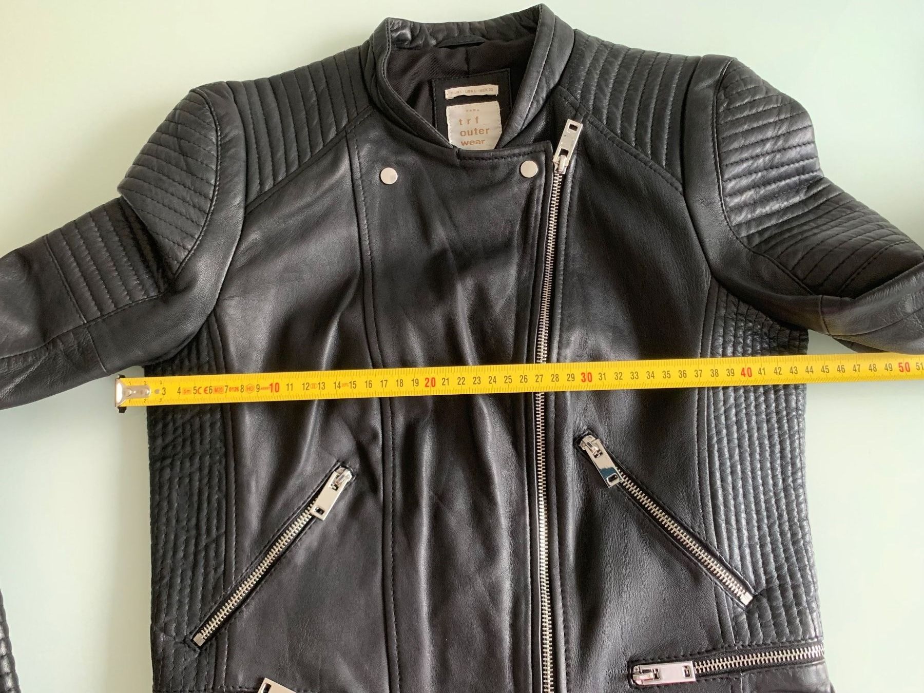Zara Giacche: Sexy   BIKERJACKE ECHT LEDER – Usato da Adliswil venduto da Majeska 5